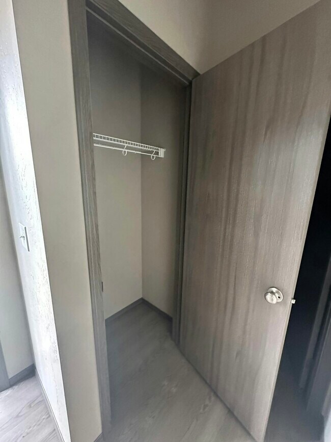 Foto del edificio - 9618 E Nixon Ave