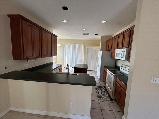 Foto del edificio - 6720 Imperial Oak Ln