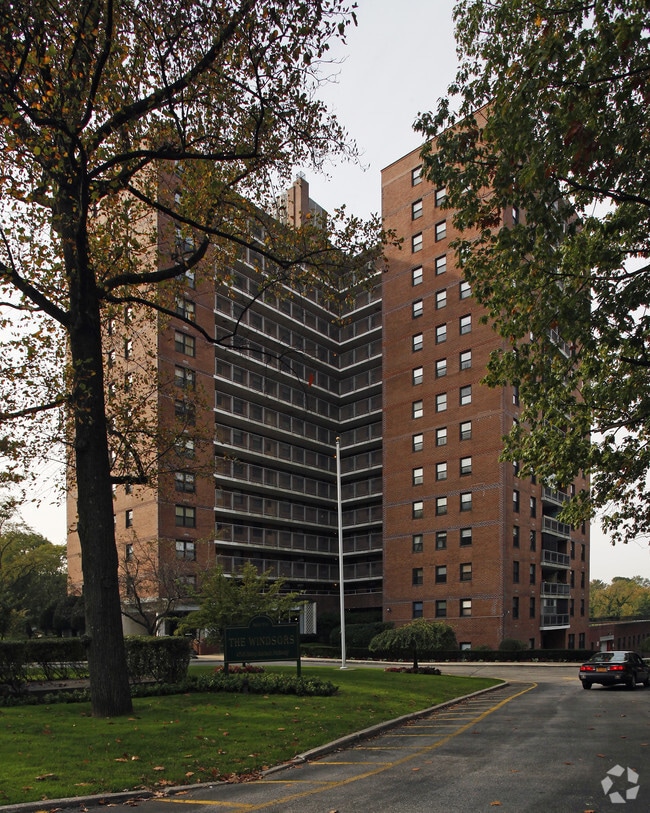 The Windsors Rentals Riverdale, NY