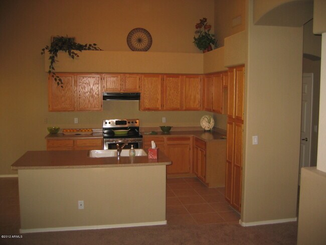 Building Photo - 1283 E Tradewind Dr