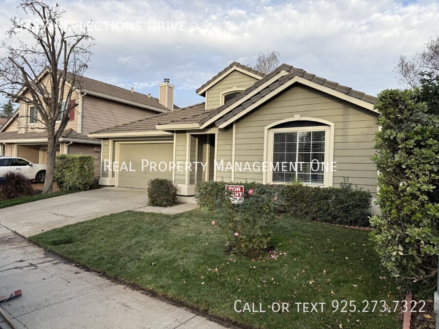 Primary Photo - Beautiful and refreshed 3-Bedroom 2 bathro...