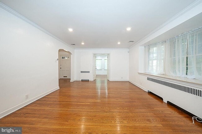 Foto del edificio - 714 Greythorne Rd