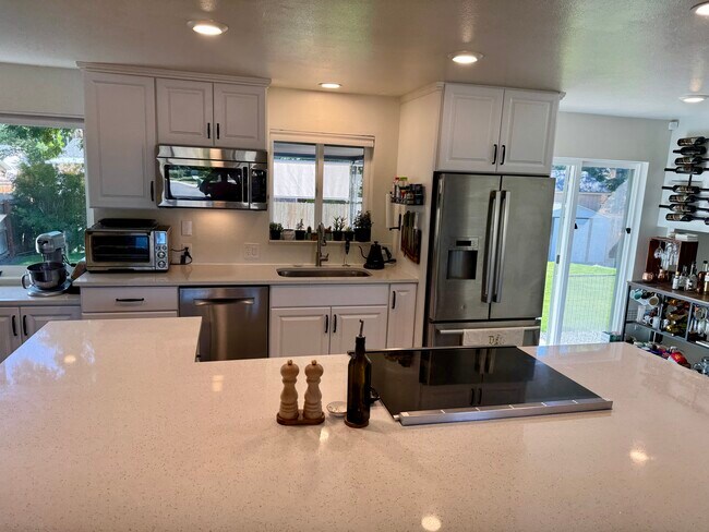 Foto del edificio - 5841 W 108th Ave