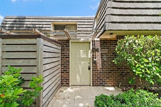 Building Photo - 630 6th Terrace