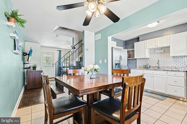 Foto del edificio - 8272 Kavanagh Rd