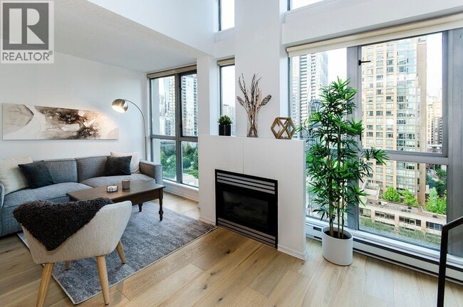 Building Photo - 1238 Richards St