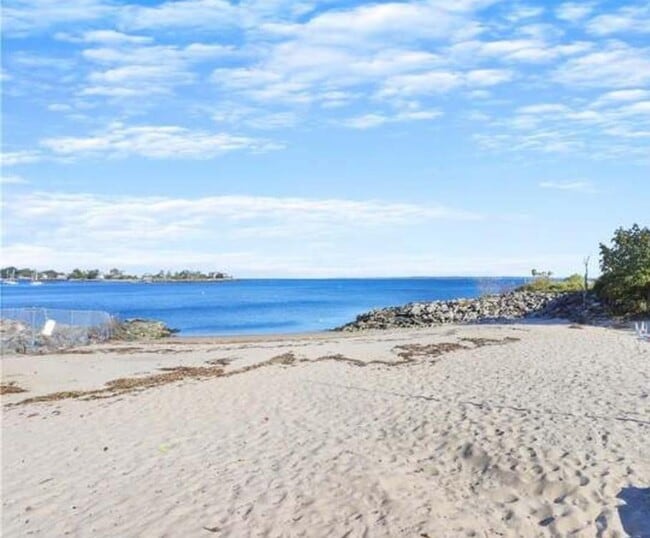 Private Beach - 10 Davenport Ave