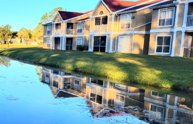 Foto del edificio - 9481 Highland Oak Dr