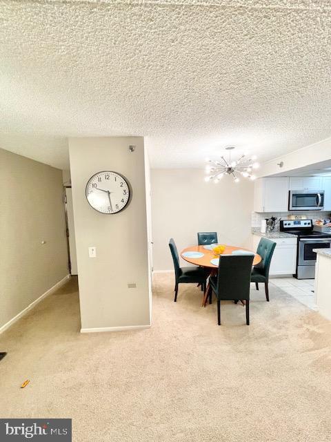 Foto del edificio - 5911 Edsall Rd