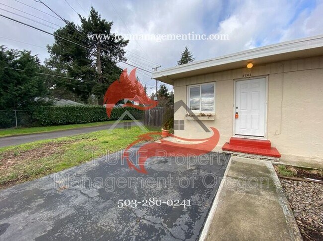 Foto del edificio - 6203 SE Fern Ave