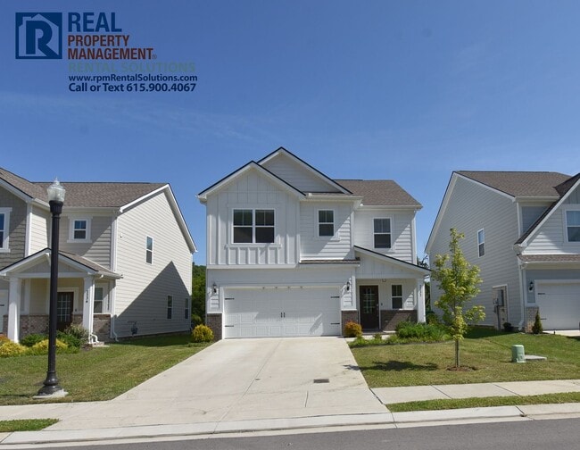 Building Photo - Gorgeous and modern 5 bd 3 ba home in Smyrna! Neighborhood pool and playground!