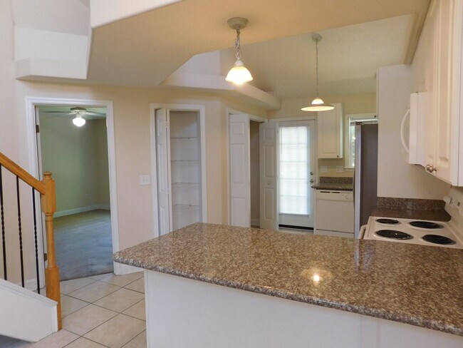 Building Photo - 4204 Arbor Green Way