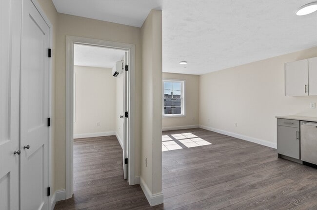 Foto del edificio - 472 Essex St