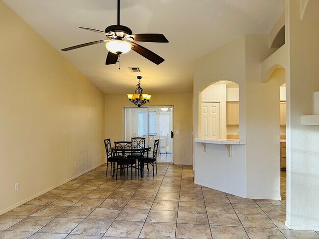 Building Photo - Charming 3-Bed, 2-Bath, 2-Car Garage with ...