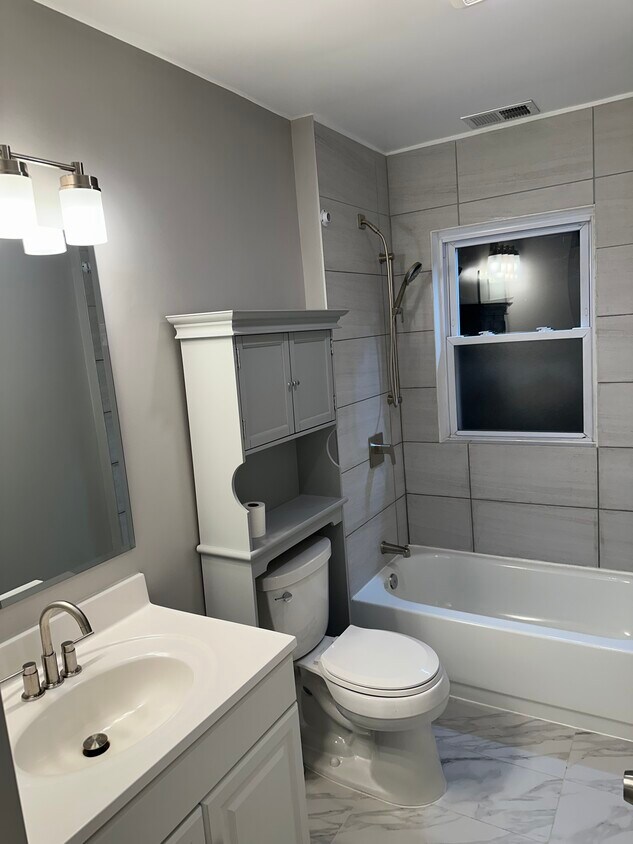 Primary Photo - 61 Woodbine St