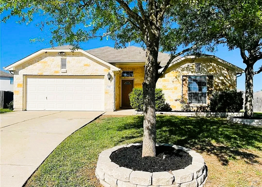 Foto principal - 146 Desert Springs Cv