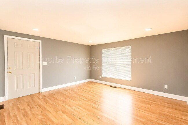 Building Photo - 1707 Kirby Ave
