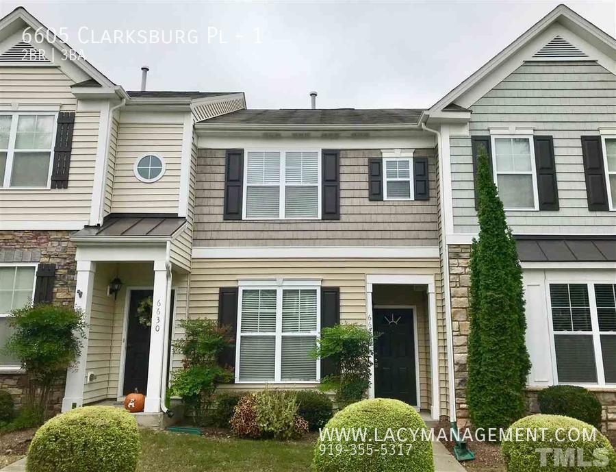Foto principal - 6605 Clarksburg Pl
