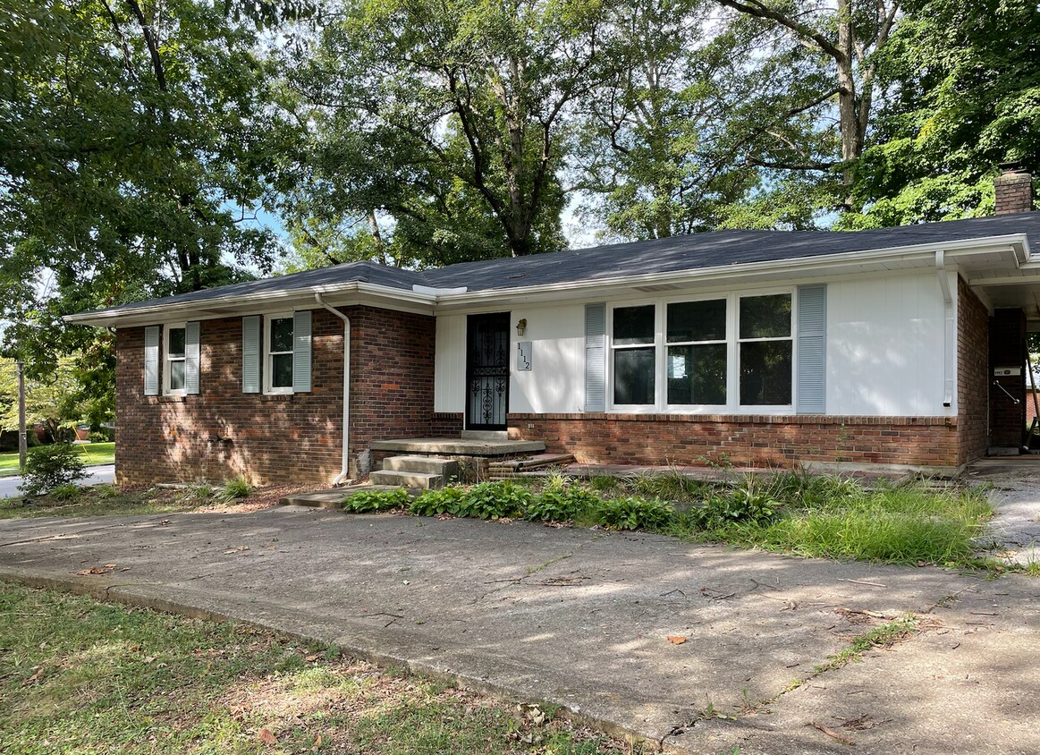 Foto principal - 3 Bedroom | 3 Bath House in Elizabethtown ...