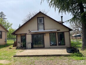 Building Photo - 6353 Forest Ln