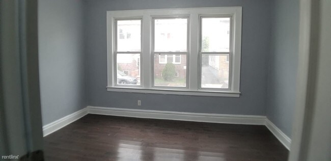 Foto del edificio - 2 br, 1 bath  - 67 Halstead St