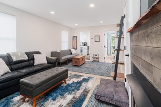 Building Photo - 10904 NY-73 Scenic