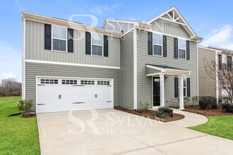 Building Photo - 6 Castlebrook Dr