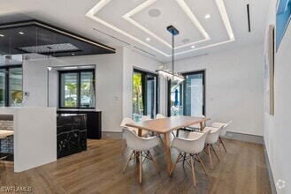 Building Photo - 2201 Shad Ct