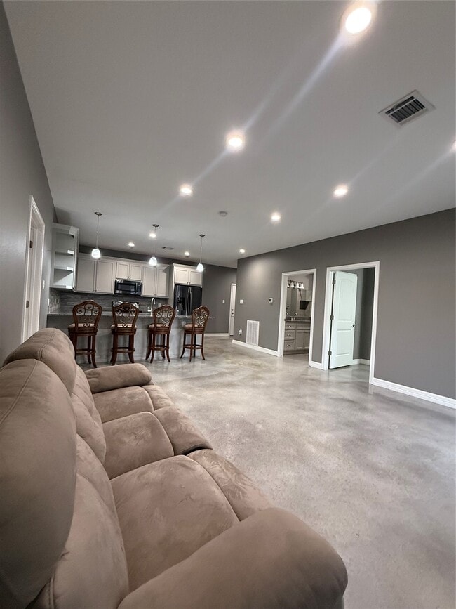 Building Photo - 17980 FM 2090