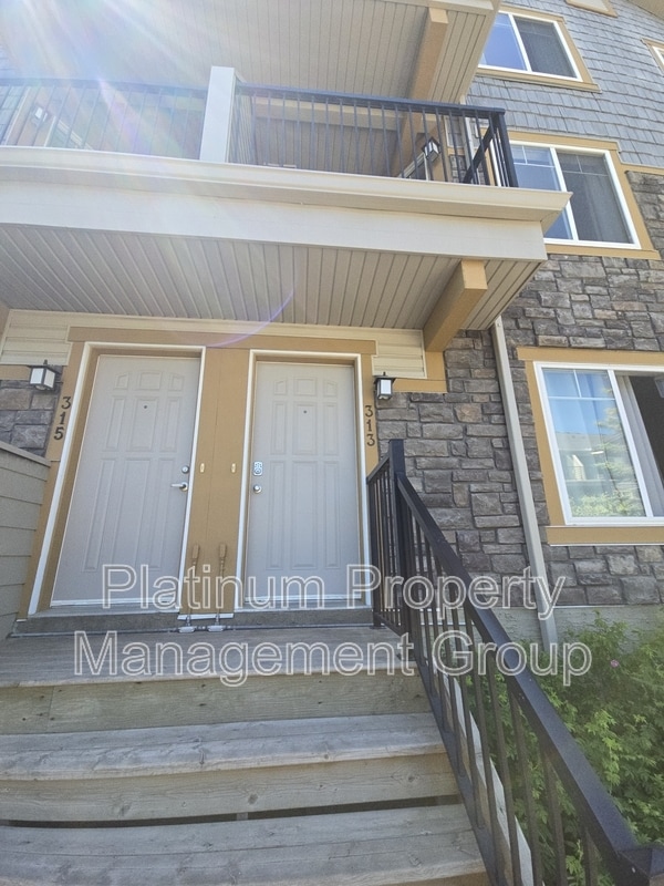 Photo du bâtiment - 313 McKenzie Towne Ln SE