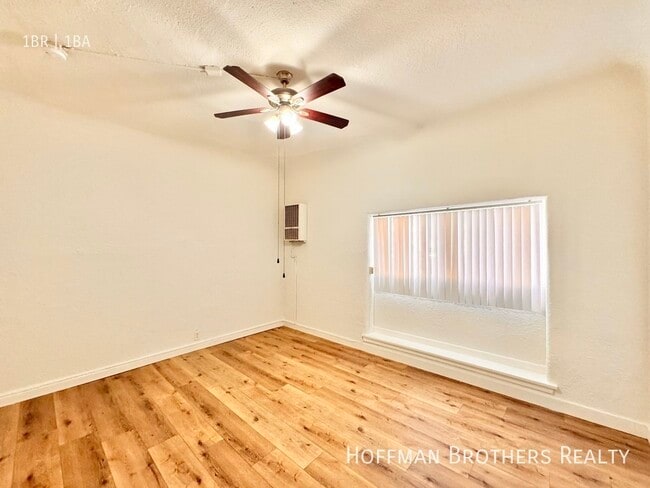 Foto del edificio - 739 Normandie Ave