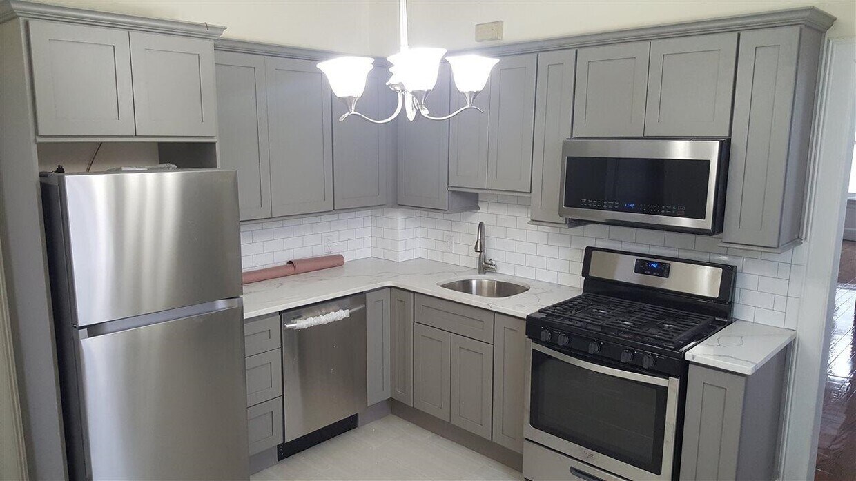 Foto principal - 106 Bowers St