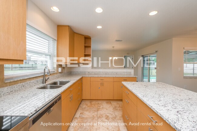 Building Photo - 7457 Mulligan Ct