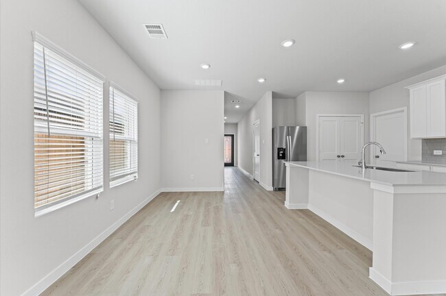 Building Photo - 259 Brazen Frst Trl