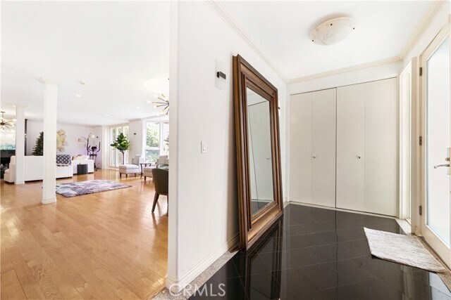 Foto del edificio - 1356 Summitridge Dr