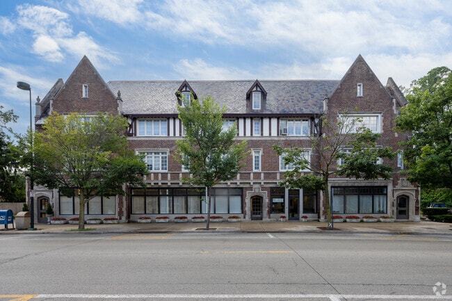 Foto del edificio - 454-462 Winnetka Ave