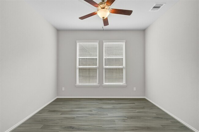 Foto del edificio - 10723 Lacaille Ln