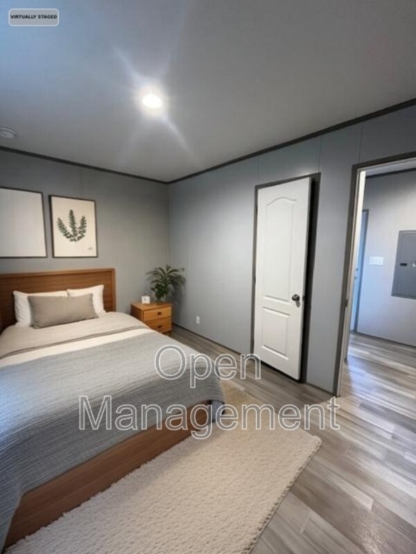 Foto del edificio - 2710 N Farm Rd 137