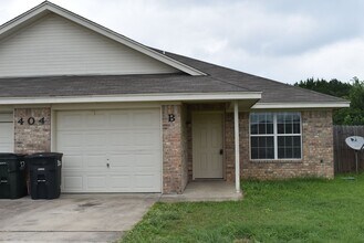 Building Photo - 404 Dale Ave