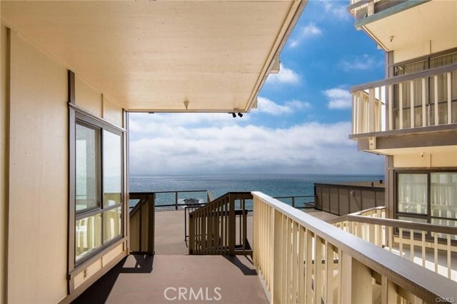 Building Photo - 625 Esplanade