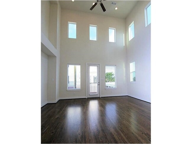 Building Photo - 1203 Cedarpost Tree Springs Pl