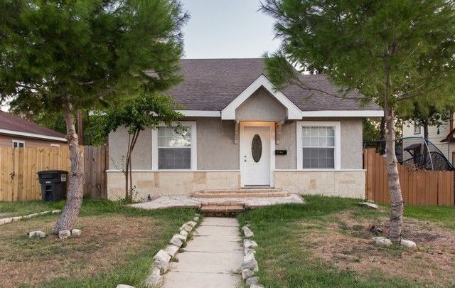 Primary Photo - 818 Topeka Blvd, San Antonio, TX 78210