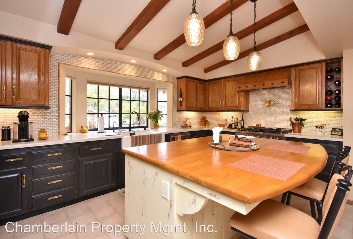 Primary Photo - 3 br, 2.5 bath House - 226 Alta Mesa Dr.