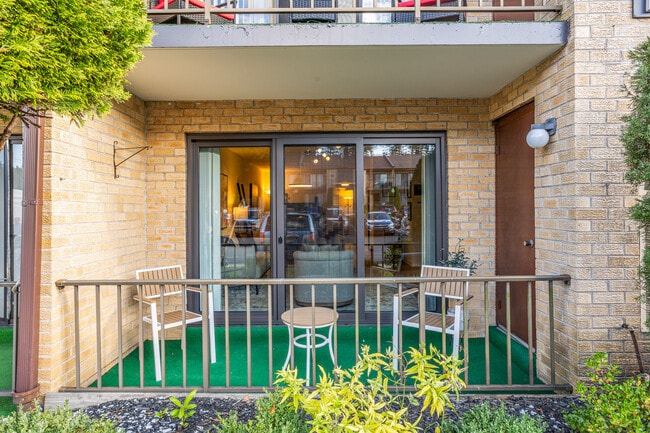 Building Photo - Ambassador Apartments