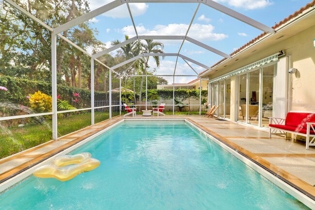 Photo - 387 Kelsey Park Dr House