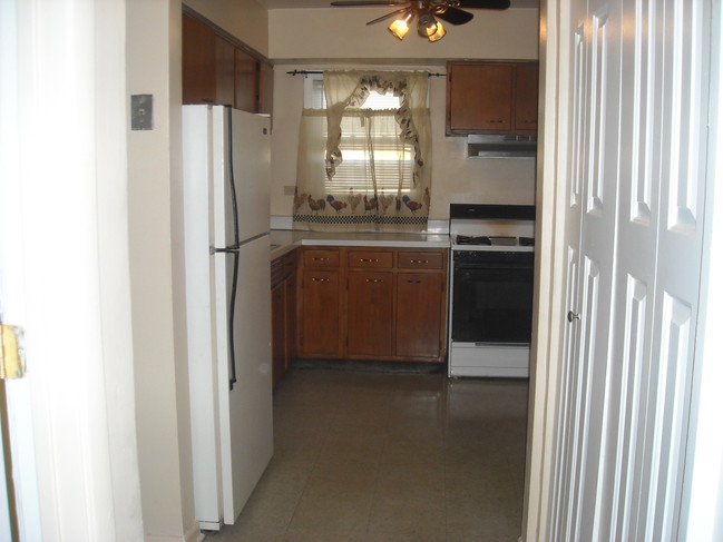 Building Photo - 8516 47th St