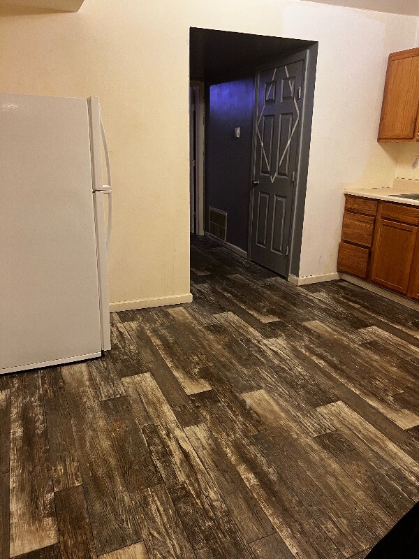 Foto principal - 414 N Rock St