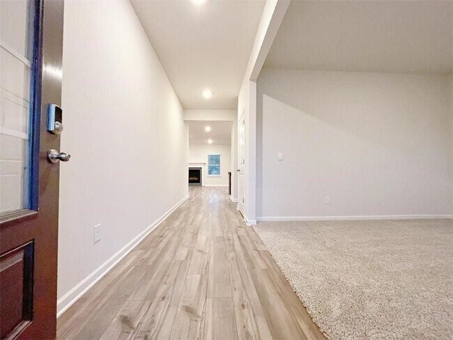 Foto del edificio - 6004 Hickory Crk Ct