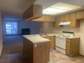 Foto del edificio - Now Leasing 2 Bedroom 1.5 Condo Located in...