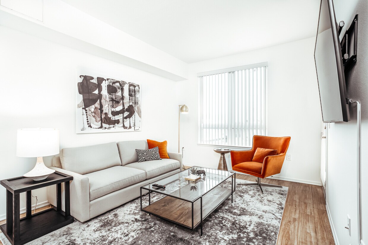 Foto principal - 251 NW 25th St